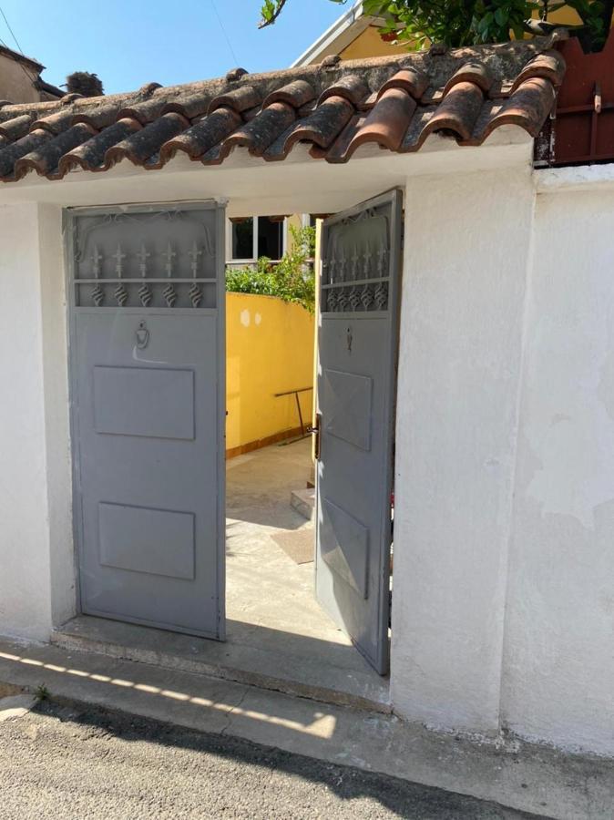 Tirana Traditional Home 外观 照片