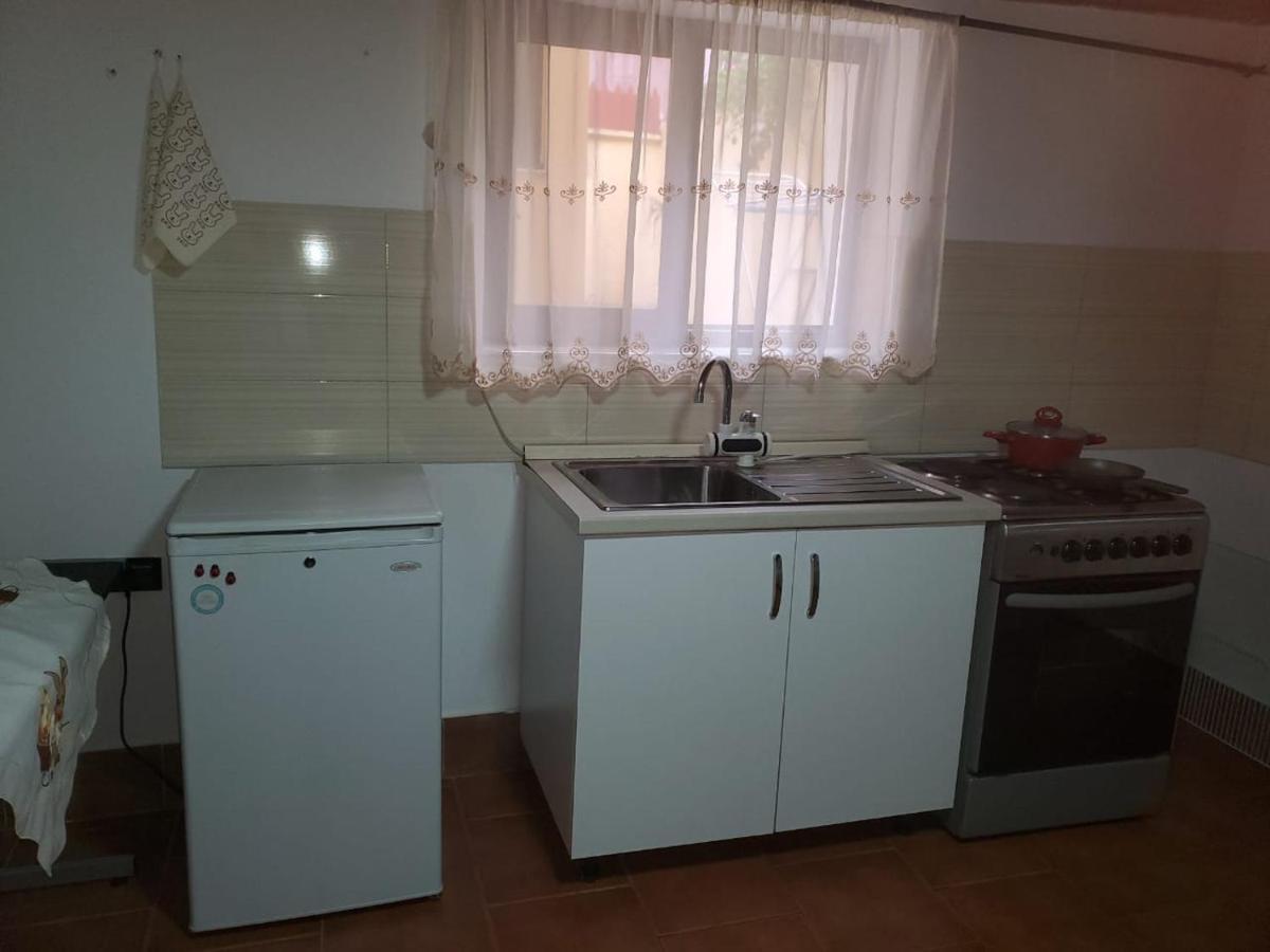 Tirana Traditional Home 外观 照片